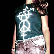 Všeobjímajúce tričko Antagona